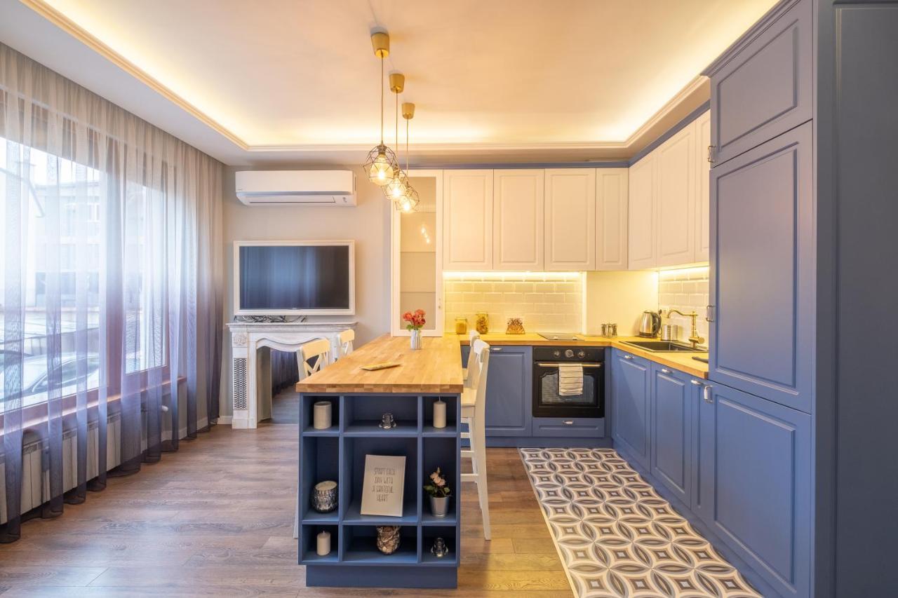 Designer & Cozy 2Bd Flat With A Parking In The City Center By Flat Mаnager София Экстерьер фото