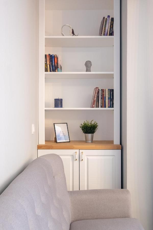Designer & Cozy 2Bd Flat With A Parking In The City Center By Flat Mаnager София Экстерьер фото