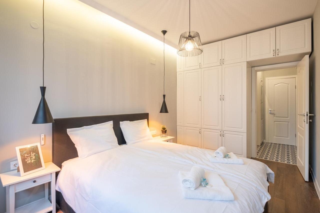 Designer & Cozy 2Bd Flat With A Parking In The City Center By Flat Mаnager София Экстерьер фото